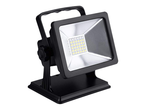 Rechargeable LED Work Light with Magnetic Base 15W 6.5H Lighting